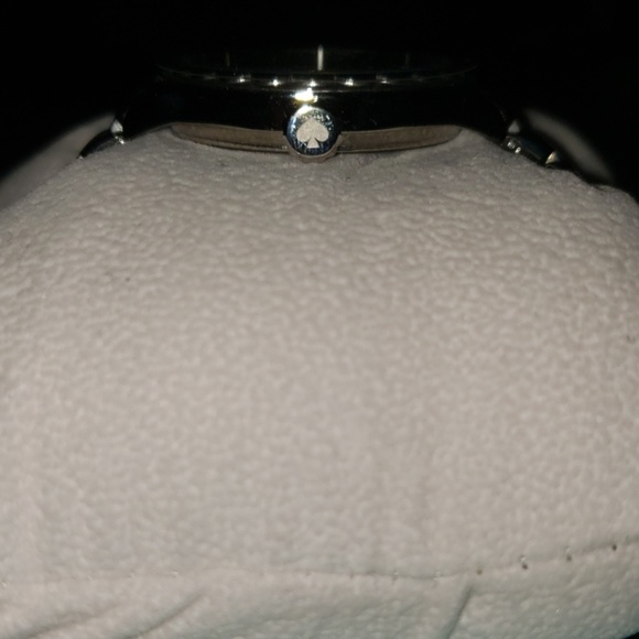 kate spade scallop stainless steel bracelet watch - Picture 4 of 5